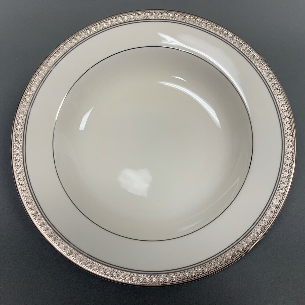 Mikasa Palatial Platinum L3235 Fine China Rimmed Soup Cereal Pasta‎ Bowl 8 5/8
